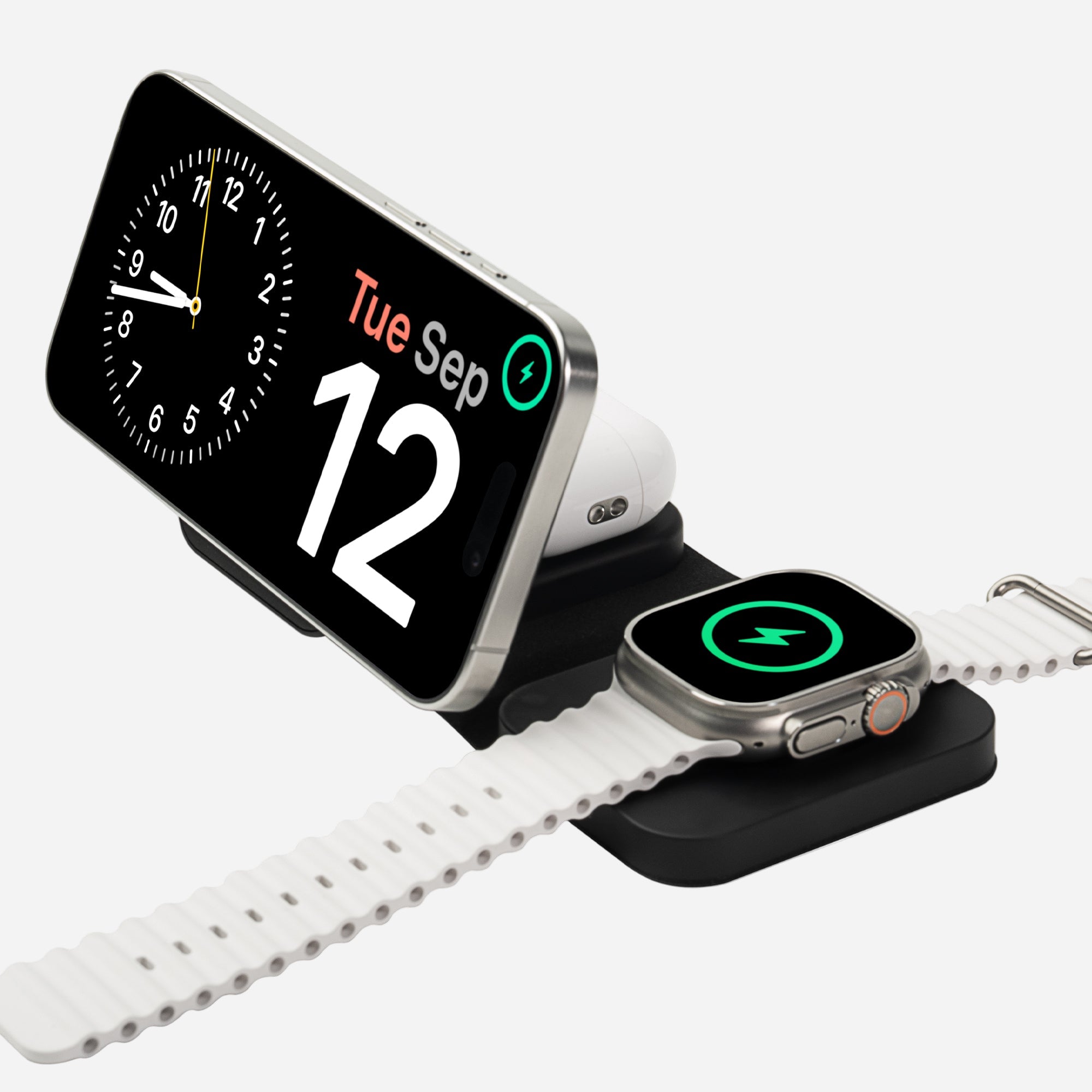 3-in-1 Portable Travel Charger with MagSafe Global Edition (2024)