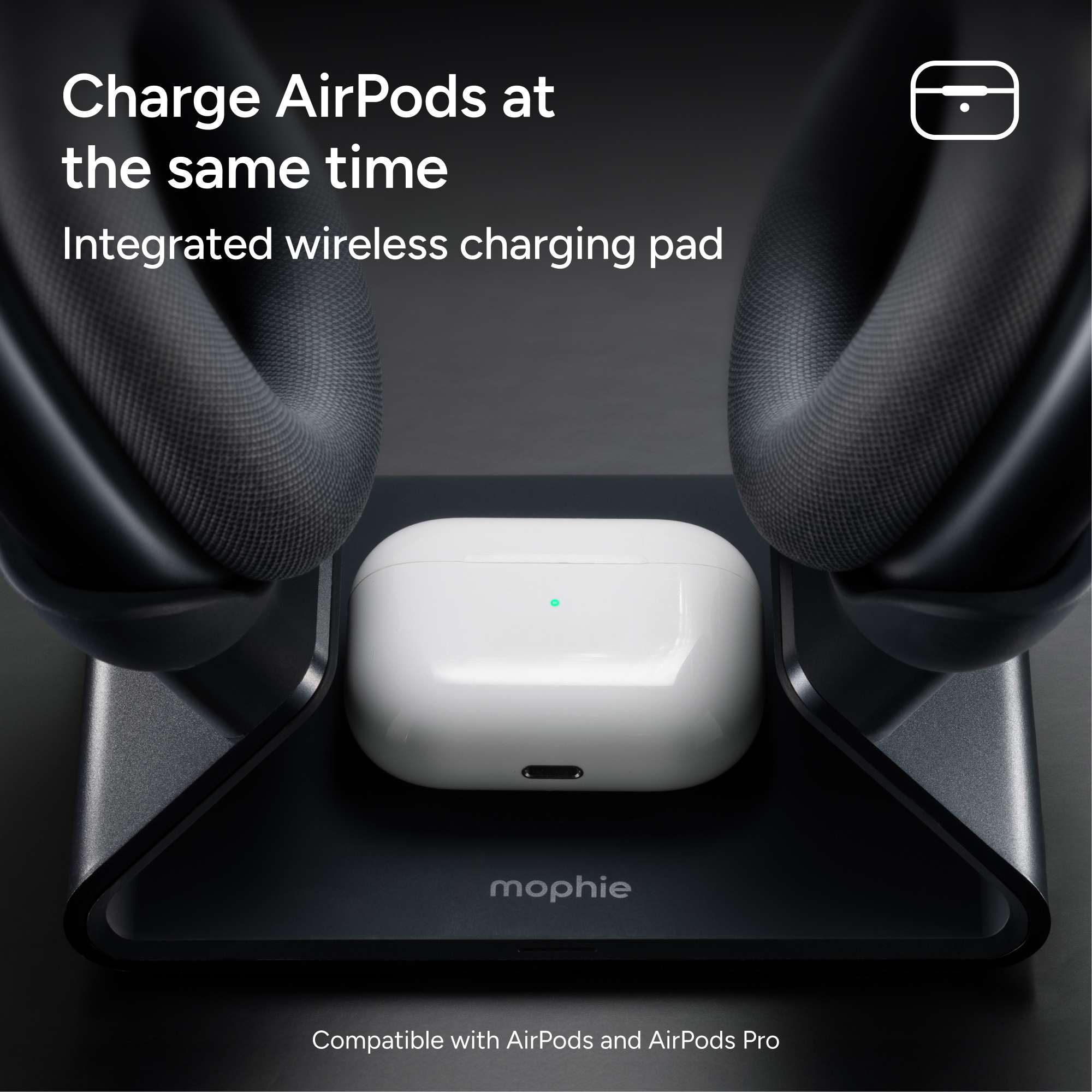 Max Headphones Charging Stand