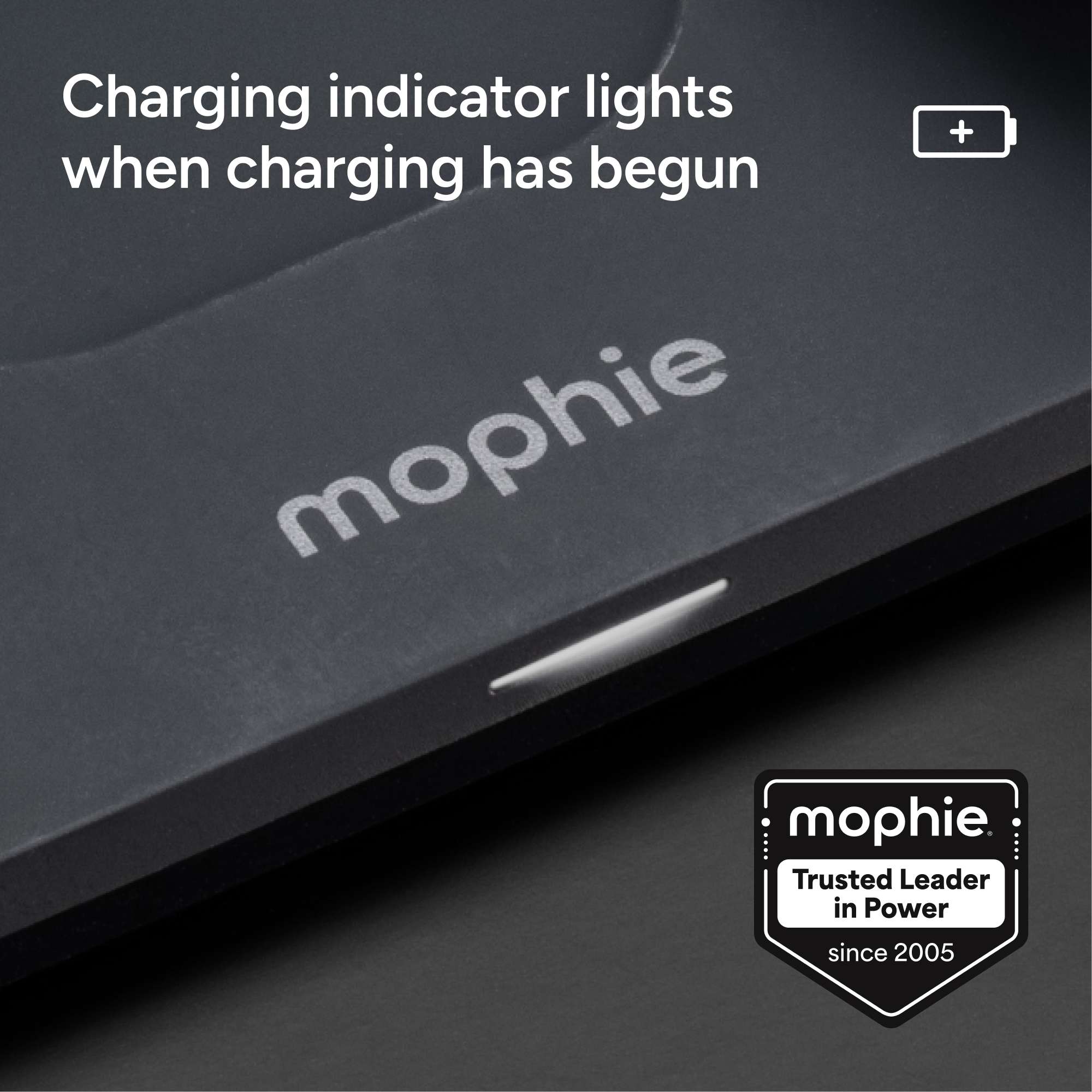 Max Headphones Charging Stand