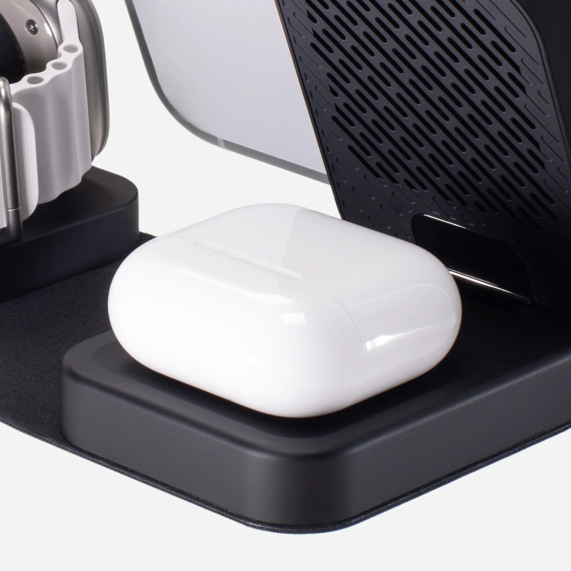 Roam 3-in-1 Travel Charger