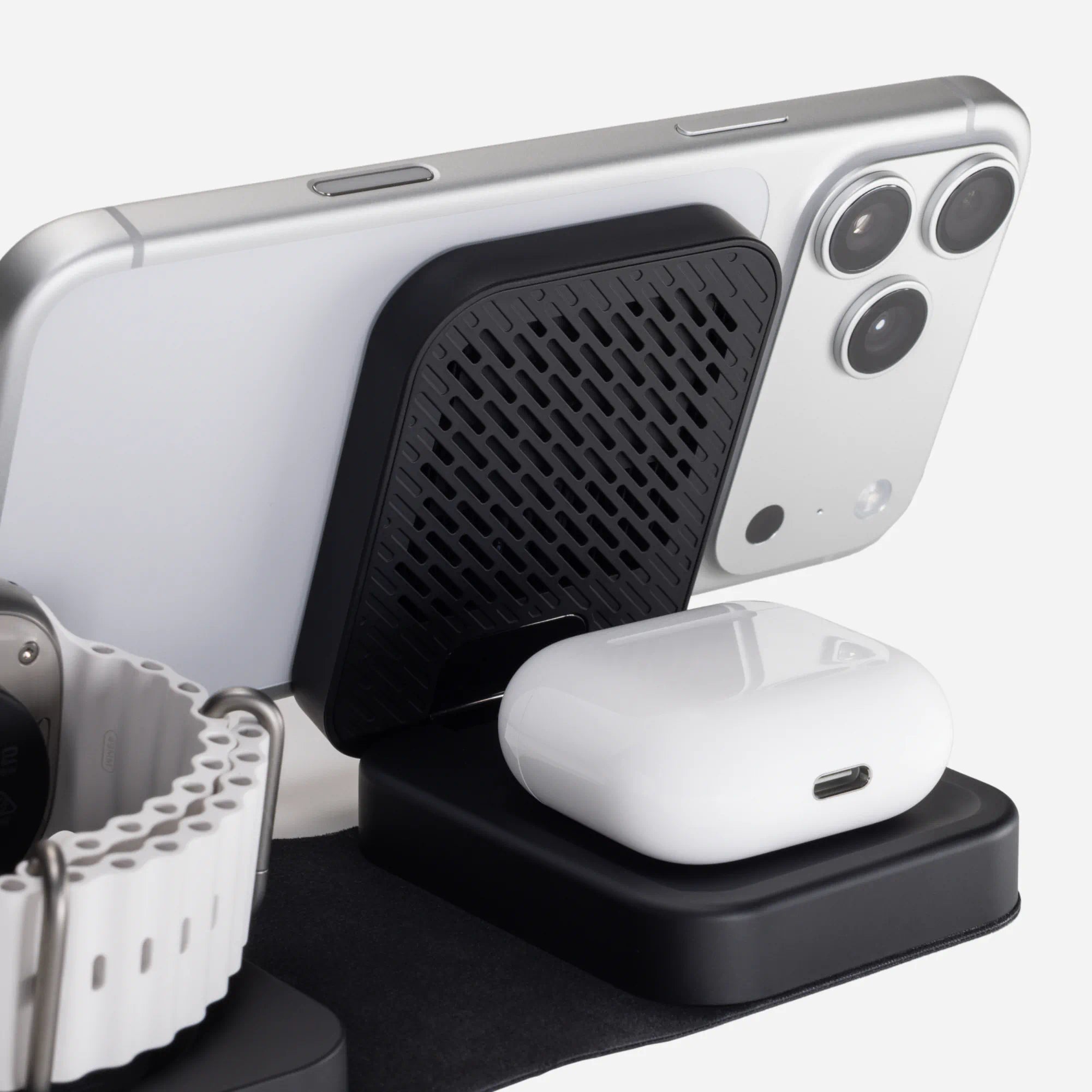 Roam 3-in-1 Travel Charger